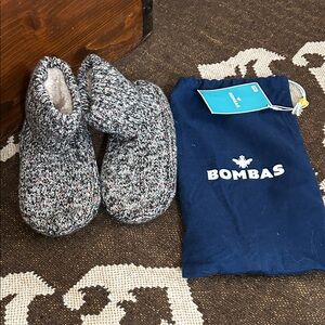 Bombas Gray and White Knit Slippers